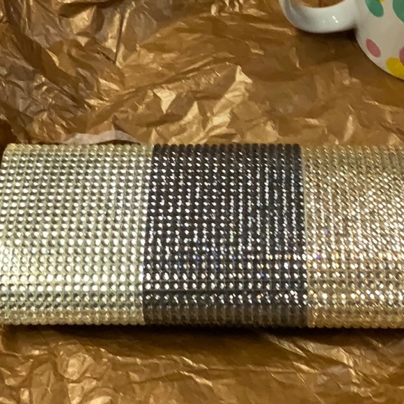 Silver and black clutch - Picture 4 of 5